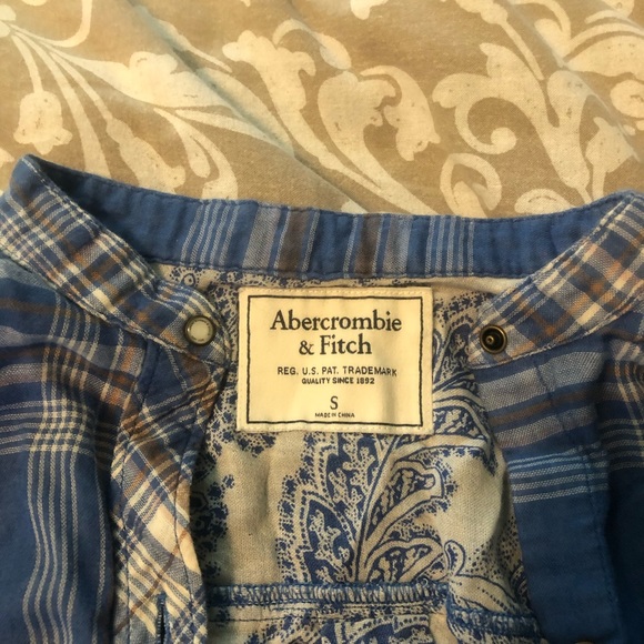 Plaid shirt - Picture 3 of 3